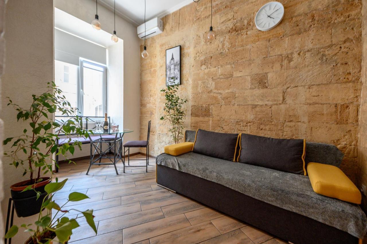 уютная недалеко от дерибасовской Apartament *